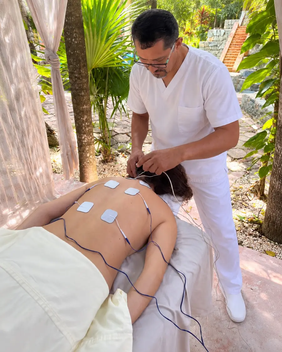 Alberto, quirofísico en OMA Cancún