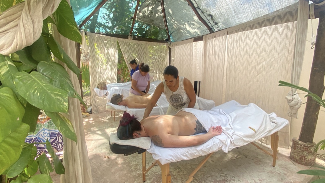 Masaje holístico y terapias en Cancún
